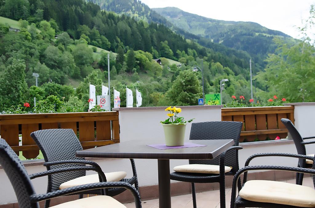Hotel Garni Grünau San Martino in Passiria Exterior foto